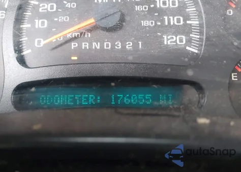 2004 Chevrolet Silverado 1500 Work Truck z USA, uszkodzony, nr VIN 1GCEC19X44Z337033